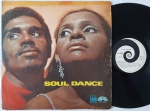 Soul Dance LP 60's Mono Northern Soul Muito bom estado. Gravadora Equipe. Rara compilação Brasileira de Northern soul 60's. Capa em bom estado, com manchas amareladas, amassos e resíduos de fita adesiva.  Disco em muito bom estado.