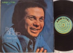 Pery Ribeiro  Abre Alas LP 1974 Arranjos Waltel Branco Muito bom estado. LP Som Livre 70's. Capa em bom estado , com amassos e algumas fissuras onde se introduz o disco. Disco em muito bom estado.