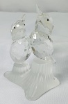 Cristal -  Galho com casal de beija flores de tapete, em cristal  translúcido , ricamente trabalhado 10,5cm  de altura por 7cm comprimento.