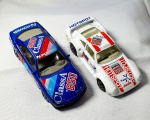 Miniatura-Miniatura de carro de Rally em metal e plástico, para colecionadores, medindo 10cm.