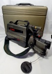 Antiga filmadora Panasonic PV S350 digital,  acompanha maleta, carregador e bateria, não testada.