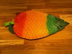 Fruteira em madeira no formato de abacaxi - Medidas: 63x30 cm