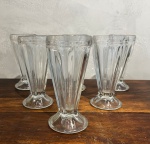 Seis taças para milkshake de vidro - altura 19 cm