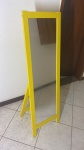 Espelho Oppa Design estrutura em madeira, acabamento na cor amarela - Marca: Oppa -Largura 43cm - Altura 140cm
