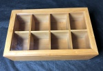 Caixa de madeira com diversos compartimentos - altura: 9,5 - comprimento: 31 cm - largura 19 cm