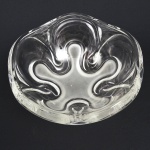 Bowl/ centro de mesa em cristal com fundo satine. Medida: 9cm x 24cm de diâmetro.