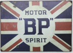 DECORAÇÃO - Placa decorativa retangular, MOTOR - BP - SPIRIT, bandeira da INGLATERRA. Med. 29x41 cm. Produto conforme fotos originais do lote.