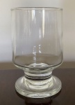 12 copos de vidro. 6 cm de diâmetro na borda x 9 cm de altura