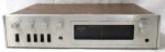 ELETRÔNICO, um (1) antigo receiver da marca ONKYO, Made in Japan, modelo DYNAMIC FOUR 800, usado, não testado e sem garantia.