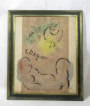 QUADROS - CHAGALL - "Mulher e Pássaro", guache sobre cartão, assinado ao centro, com moldura em madeira patinada com toques de folhas de ouro. Medidas: moldura: alt 61 cm x larg 51 cm/ pintura: alt 50,5 cm x larg 41 cm. Pintura (cartão) apresenta pequenas falhas.