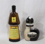 BEBIDAS - Lote contendo duas garrafas de bebida: sendo A) uma garrafa de FRANGELICO, Licor Italiano, possui 20% de graduação alcoólica, não lacrada, com capacidade para 1 litro de bebida; B) uma garrafa de SHERIDAN'S, licor produzido na Irlanda, possui 15.5% de graduação alcoólica, não lacrada, com capacidade para 700 ml de bebida. NÃO GARANTIMOS A INTEGRIDADE DOS LÍQUIDOS.