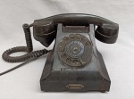 DIVERSOS, antigo telefone Ericsson, preto, de baquelite ou sim ele; usado, no estado (apresenta rachaduras).