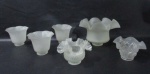 Lote contendo 6 cúpulas em vidro com modelos , tamanhos e decorações distintas. Medida maior 14,5 cm X 6 cm ( diâmetro bocal) e menor 8 cm X 5,5 ( diâmetro bocal ).
