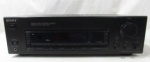 ELETRÔNICOS - Aparelho RECEIVER AUDIO/ VIDEO CONTROL CENTER - DIRECT ACCESS TURNING/ PRESET TUNING, marca SONY, MODELO NO. STR-D315, AC 120V - 60Hz - 186W, usado, medindo: alt 11,5 cm x comp 43 cm x larg 26,5 cm. Não testado e sem garantias de funcionamento.