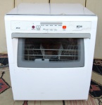 ELETRODOMÉSTICO, uma (1) máquina para lavar louças da marca BRASTEMP, modelo ATIVA, tonalidade branca, medindo 62 x 51 x 54,5 cm,  aparentemente em bom estado, usada, não testada e sem garantia.