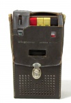 ELETRÔNICOS - Antigo gravador portátil da marca Magnavox, Solid State Cartridge Recorder. Medidas: Comp: 24 cm: larg: 13 cm.  Não testado e sem garantias de funcionamento.