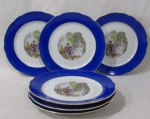 PORCELANA - REAL S. PAULO - Seis pratos rasos em porcelana nacional vitrificada branca, galeria central apresentando cena galante em rica policromia, seguida de friso dourado, bordas ligeiramente onduladas e adornadas com larga faixa na tonalidade azul, finalizando com filetes em pintura à ouro, marcados no fundo, medindo: 24 cm de diâmetro. Em perfeito estado!
