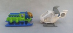 BRINQUEDOS, duas (02) miniaturas: 1 Helicóptero de resgate em plástico e 1 submersível da MatchBox em metal e plástico, medindo o maior 7cm; usados.