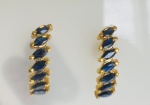 BRINCO OURO AMARELO 18K, COM 14 SAFIRAS NAVETE NATURAS, PESO: 2,6 GRAMAS, Valor de mercado R$ 3.500,00