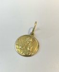 PINGENTE EM OURO AMARELO 18K, PINGENTE ANJO DA GUARDA, PESO: 0,8g, VALOR DE MERCADO: R$ 800,00