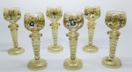 CRISTAL EUROPEU - Fritz Heckert -  Lote de Antiguidade 6 taças em cristal da Bohêmia em tom mel, moldadas e pintadas a mão, modelo "Romano", cerca de 1870.  Assinado e numerado. F. H. 102/6 - 226.  Alt. 19,5 cm.