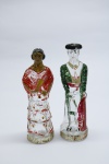 DEMI CRISTAL - Lote de 2 vasos floreiras em demi cristal incolor,  representando casal espanhóis com trajes típicos, pintados a mão. Alt. 17 cm e 16 cm. Desgastes.