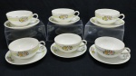 PORCELANA ORIENTAL - Conjunto de 6 xícaras de chá em porcelana branca e flores policromadas. Med. 9x9 cm e 13 cm.