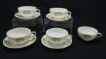 PORCELANA ORIENTAL - Conjunto de 5 xícaras de chá em porcelana branca e flores policromadas. Med. 9x9 cm e 13 cm. Sendo 1 sem pires.