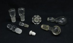 DEMI CRISTAL - Lote de tampas de licoreiras diversas.