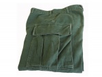 Antiga calça militar. Verde Oliva, Tam. M.