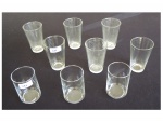 Nove copos de vidro para água em vidro translúcido, Alt. 13 e 12 cm.