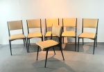 CARLO DE CARLI (ATRIBUIDO) - Seis belíssimas cadeiras em madeira pau marfim, laqueada na cor preto, estofamento em courvin. Dimensões: 80x 40x53 cm.