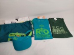 930- KIT 2   muchilas  1 viseira e 2 camisas masculinas de corrida P Eco Run e Rio Meia Maratona Olympikus.