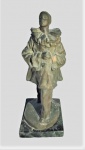 Linda escultura em bronze de excelente fundição representando Pierrot , assinada , base em mármore. Med. 29 cm alt