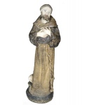 Imagem do imaginário católico executado em gesso com vestimentas em tecido petrificada. Alt. 32 cm. Este lote encontra-se em Nogueira.