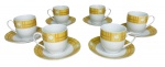 WINCY - Jogo de 6 elegantes xicaras para café em pocelana esmaltada adornadas nas bordas em policromia. Possui registro da manufatura. Acompanham seus respectivos pires.