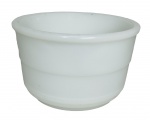 ANOS 70 - Elegante Bowl em densa opalina branca leitosa. Possui registro da manufatura na base. Mede 16cm diametro.