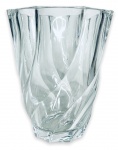 EUROPA - Elegante floreira em demi-cristal translucido com lapidação em movimento. Mede 11cm de circunferências x 13cm de altura.