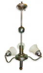 ANOS 50 - Rara luminária de teto para três lâmpadas com estrutura em metal cromado e mangas em cristal translucido lapidado no formato pêra. Marcas do tempo. Possui fiação. Mede 60cm comprimento x 46cm altura.