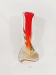 Vaso em Vidro Murano   base retorcido tonalidade Vermelho Medida:36 cm altura x 17 cm