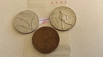 10 - 03 moedas Universais – Parte de uma Coleção de Moedas do Mundo – Italia, Austria e Colombia