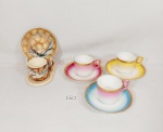 lote 4 Xicaras de Café  para colecionador em porcelana Casca de Ovo sendo 1 decorada dragão e 3 coloridas MEDIDA: 4,5 cm x 4,5 cm sendo 1 apresenta mini bicado pires 10,5 cm