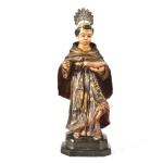 Santo Antônio, imagem em madeira entalhada e policromada, altura total 69 cm com resplendor e altura da imagem 66 cm.