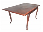 Mesa de jantar Chipandely em madeira nobre para 6 assentos com tábua extensora,  Com. 163, Lar. 97, Alt. 77 cm.