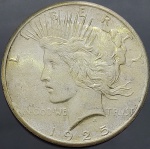 Moeda dos Estados Unidos - 1 Peace Dollar - 1925 - Prata (.900) • 26.7 gr • 38.1 mm - Linda peça com brilho!