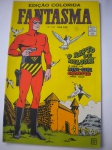 HQ - FANTASMA - EDIÇÃO COLORIDA - Nº 153 - 8-6-1969 - Editora RGE - Formato americano <<<<< Aventura O RAPTO DE MELODIA >>>>> Revista em ótimo estado de conservação, contendo, contendo 36 páginas, em cores.  OBS. 1 micro furo de cupim. - Não tem o Mini Gibi informado na capa.