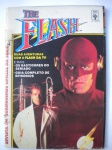 HQ - THE FLASH - Sem data, ou numeração - Editora Abril - Formatinho - Revista em bom estado de conservação, contendo 68 páginas, em cores. OBS. pequeno pedaço de durex junto ao grampo. 