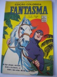 HQ - FANTASMA - EDIÇÃO COLORIDA - Nº 137 - Sem data - editora RGE - Formato americano <<<<< Aventura O TESOURO DA BAIA DE BENGALA >>>>> Revista em ótimo estado de conservação, contendo 36 páginas, em cores. OBS. 2 micro furos. 