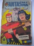 HQ - FANTASMA - Nº 72 - Sem data - Editora RGE - Formato americano <<<<< Aventura MISSÃO NA SELVA >>>>>> Revista com a capa em regular estado de conservação e o miolo em bom estado, contendo 52 páginas. OBS. Lombada com cortes e pequenas perdas. corte com recuperação em durex de 15 cm na capa. Marcas de dobras. 
