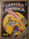 HQ - CAPITÃO AMÉRICA - Nº 90 - 20-11-86 - Editora Abril - Formatinho <<<<< NESTA EDIÇÃO: DEMOLIDOR e HOMEM-ARANHA >>>>> Revista com a capa em regular estado de conservação, com marcas de dobras. O miolo  está em bom para muito bom estado de conservação, contendo 84 páginas, em cores.